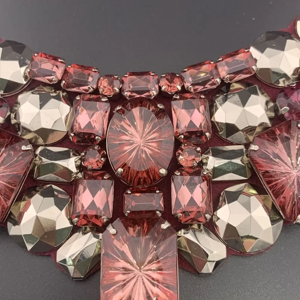 Joan River Burgundy Plum Bib Chunky Rhinestone Ribbon Necklace - Picture 4 of 7